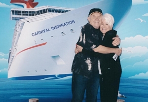 Dusty_and_Andy_hugging